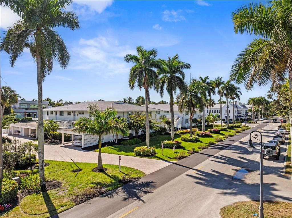 AQUALANE MANOR - Residential