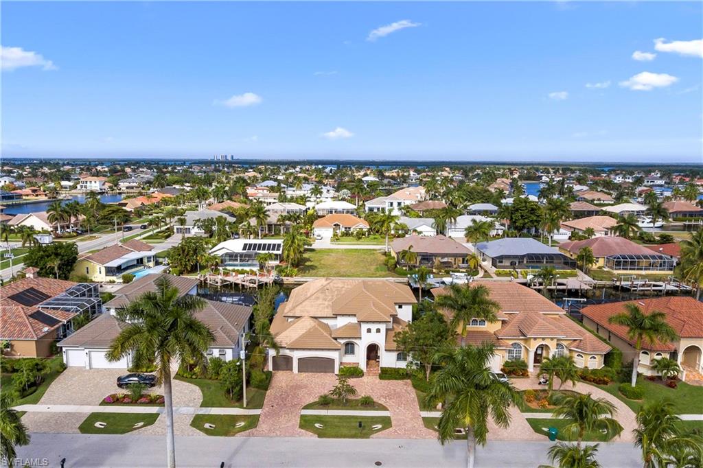 MARCO ISLAND - Residential