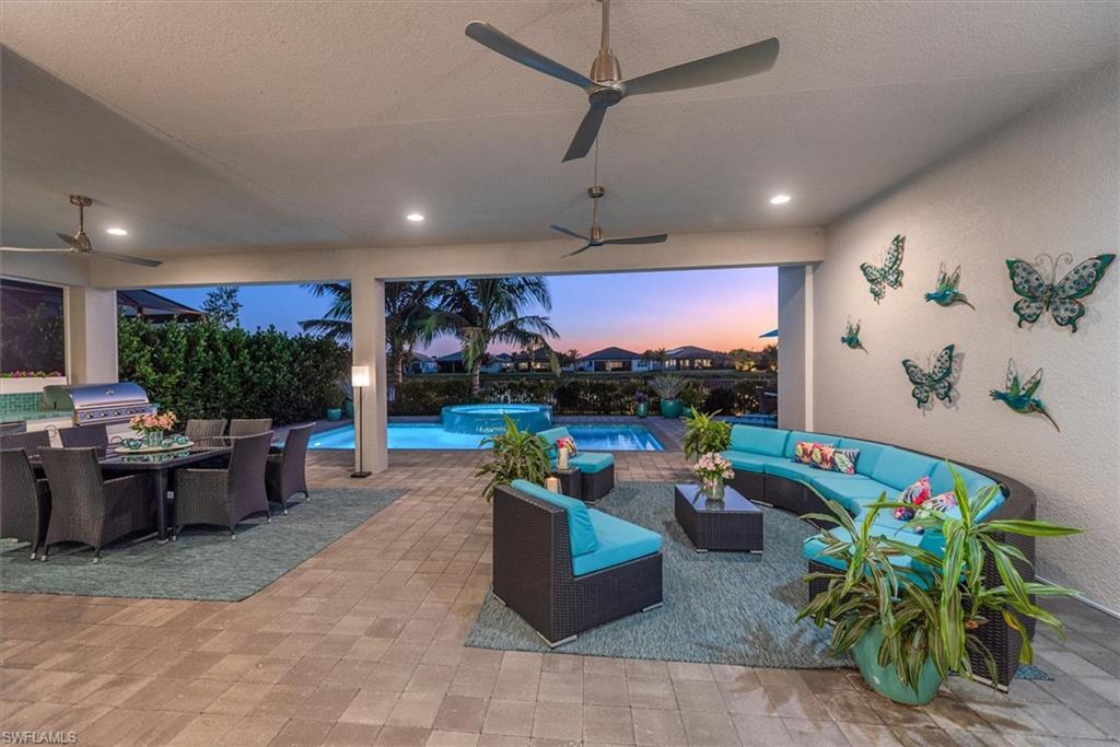 VALENCIA TRAILS - Residential