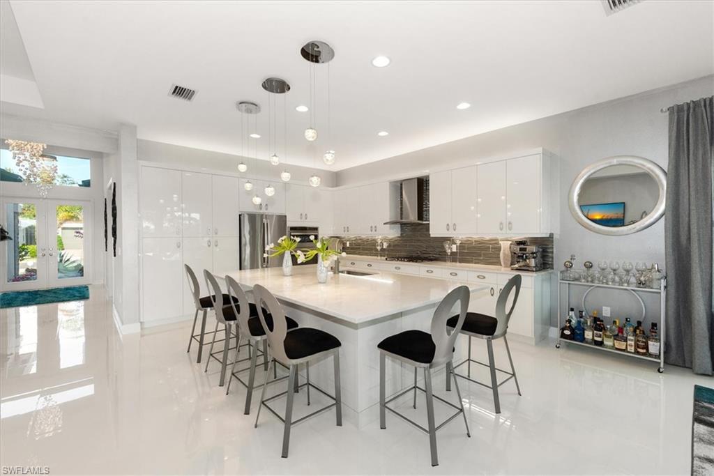 VALENCIA TRAILS - Residential