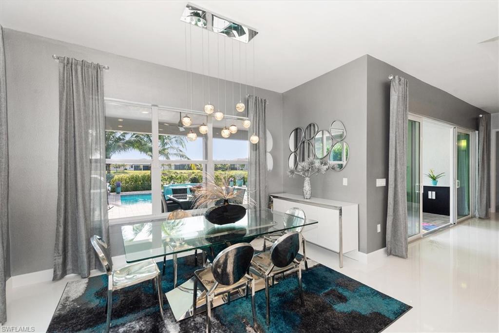 VALENCIA TRAILS - Residential