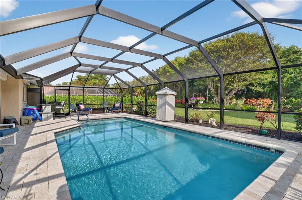 KINGS LAKE - Residential