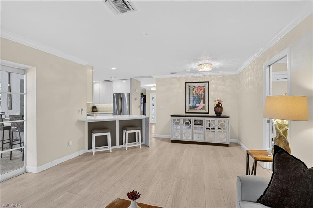 KINGS LAKE - Residential