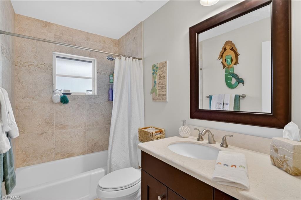 KINGS LAKE - Residential