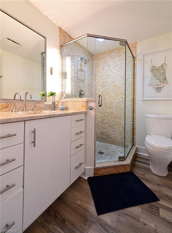 BAREFOOT BEACH CLUB - Residential