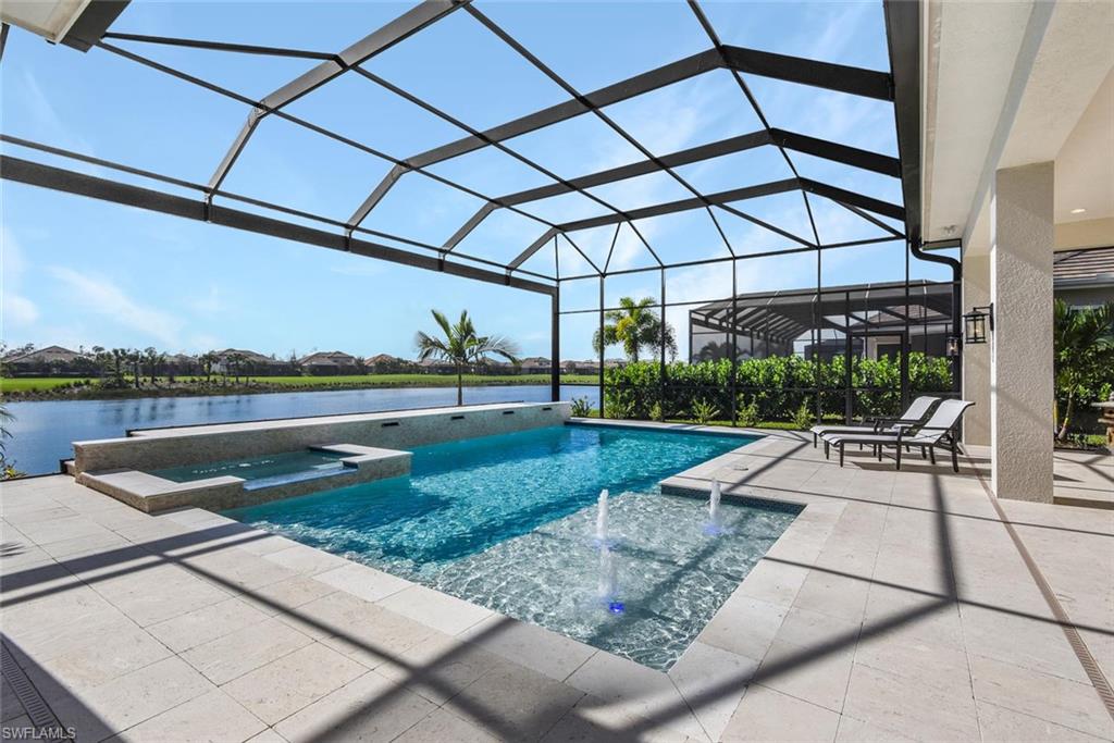 ESPLANADE - Residential