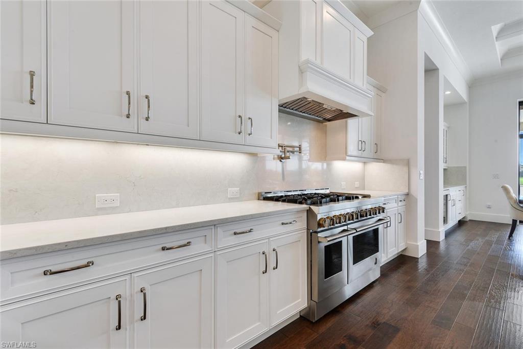 ESPLANADE - Residential