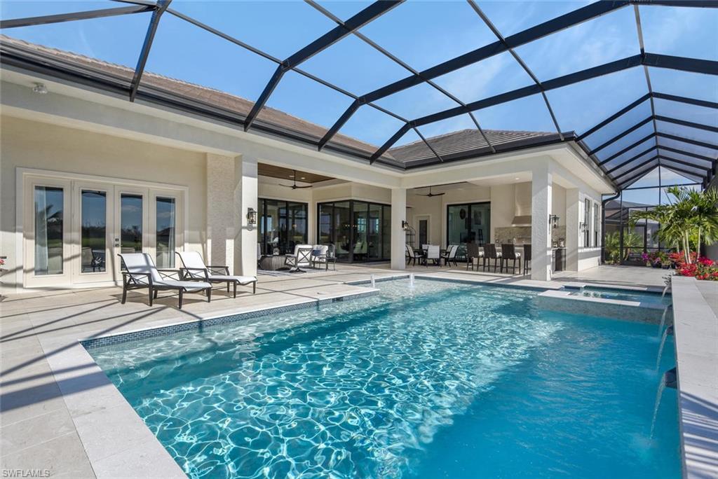 ESPLANADE - Residential