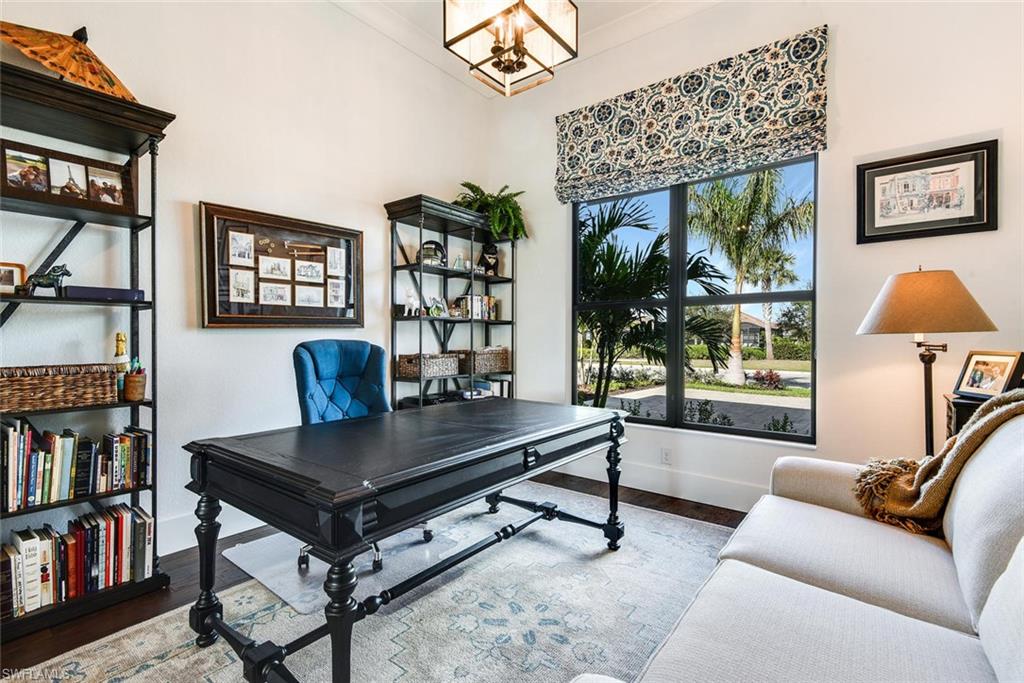 ESPLANADE - Residential