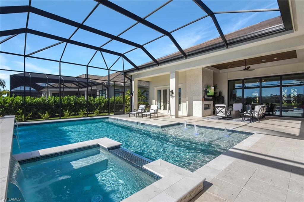 ESPLANADE - Residential