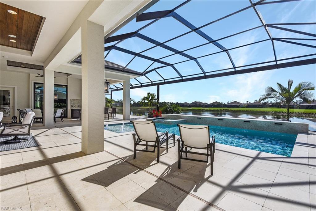 ESPLANADE - Residential