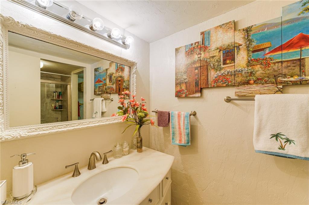 CARLTON HOUSE - Residential