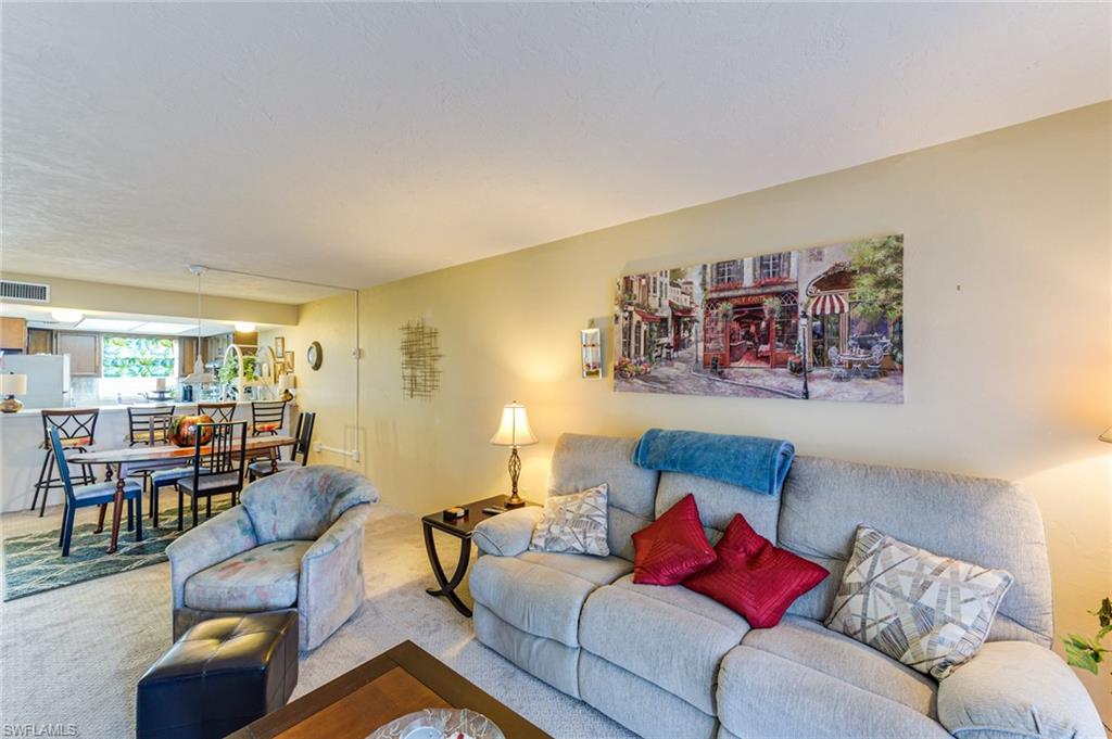 CARLTON HOUSE - Residential