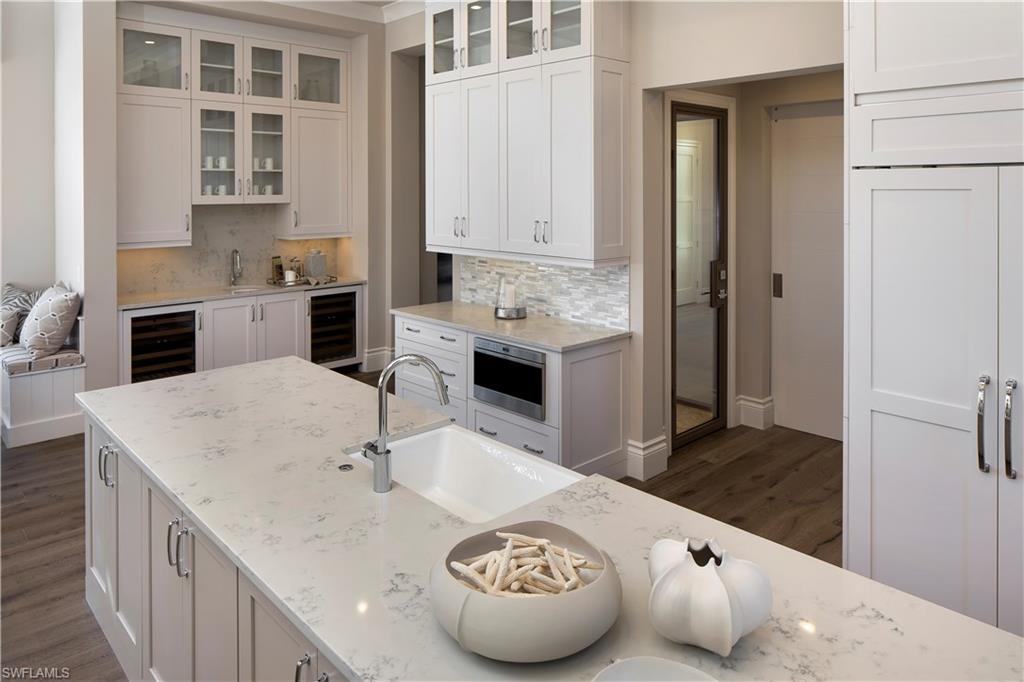 QUAIL WEST - Residential