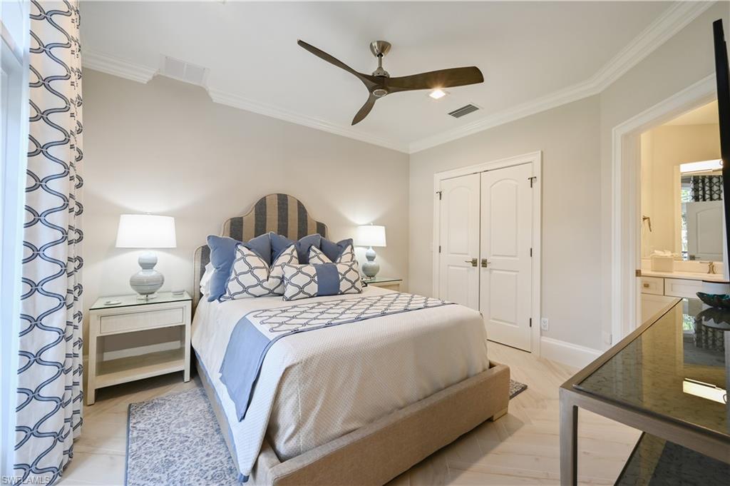 BAREFOOT BEACH - Residential