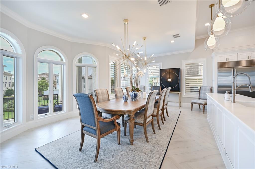 BAREFOOT BEACH - Residential