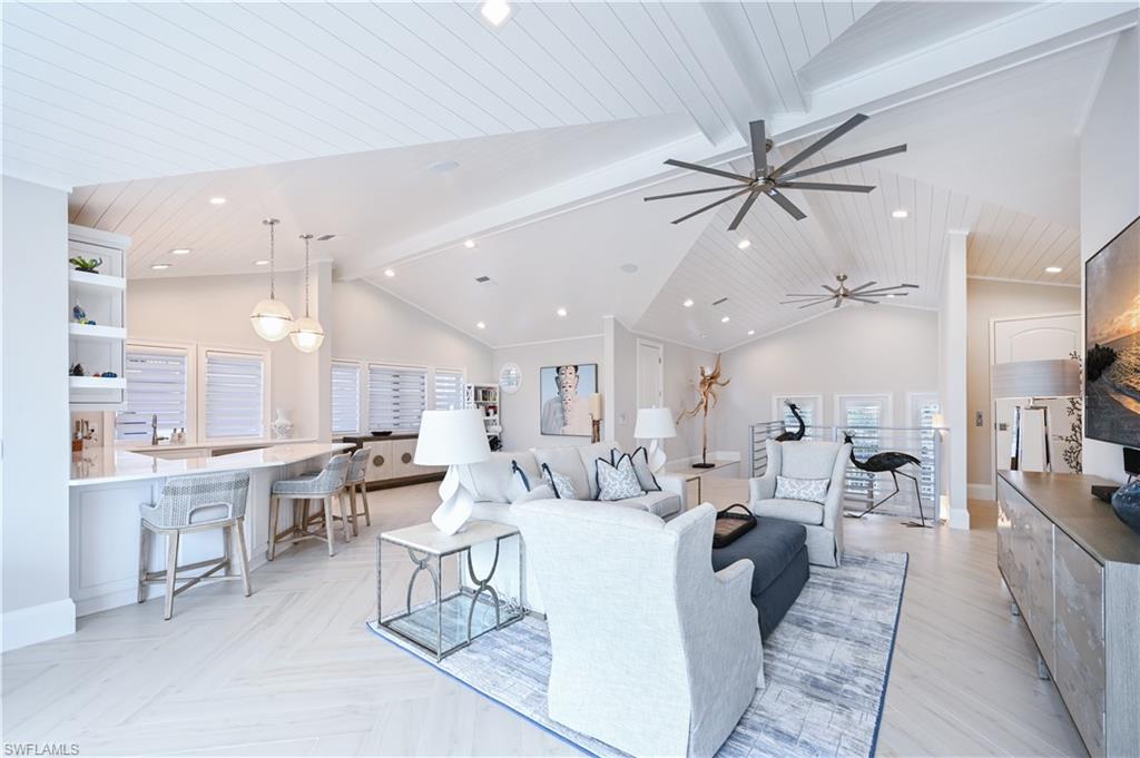 BAREFOOT BEACH - Residential