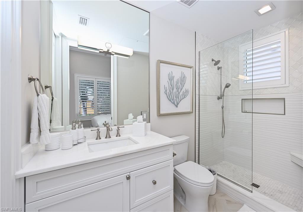 BAREFOOT BEACH - Residential