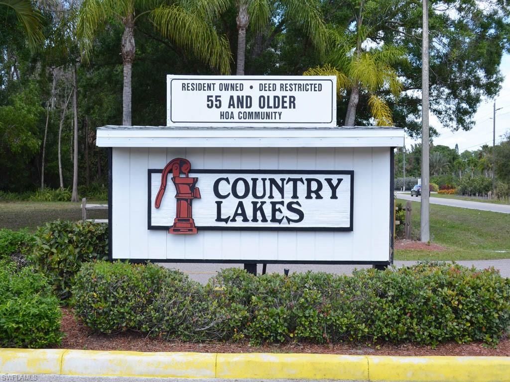 COUNTRY LAKES - Residential