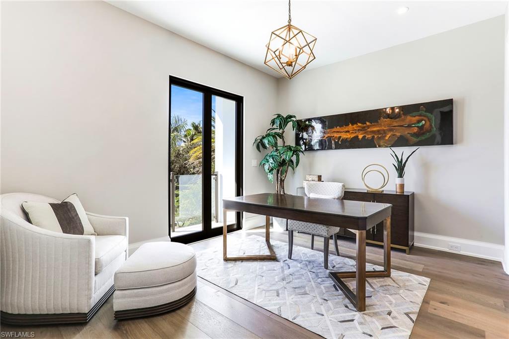 PARK SHORE - Residential