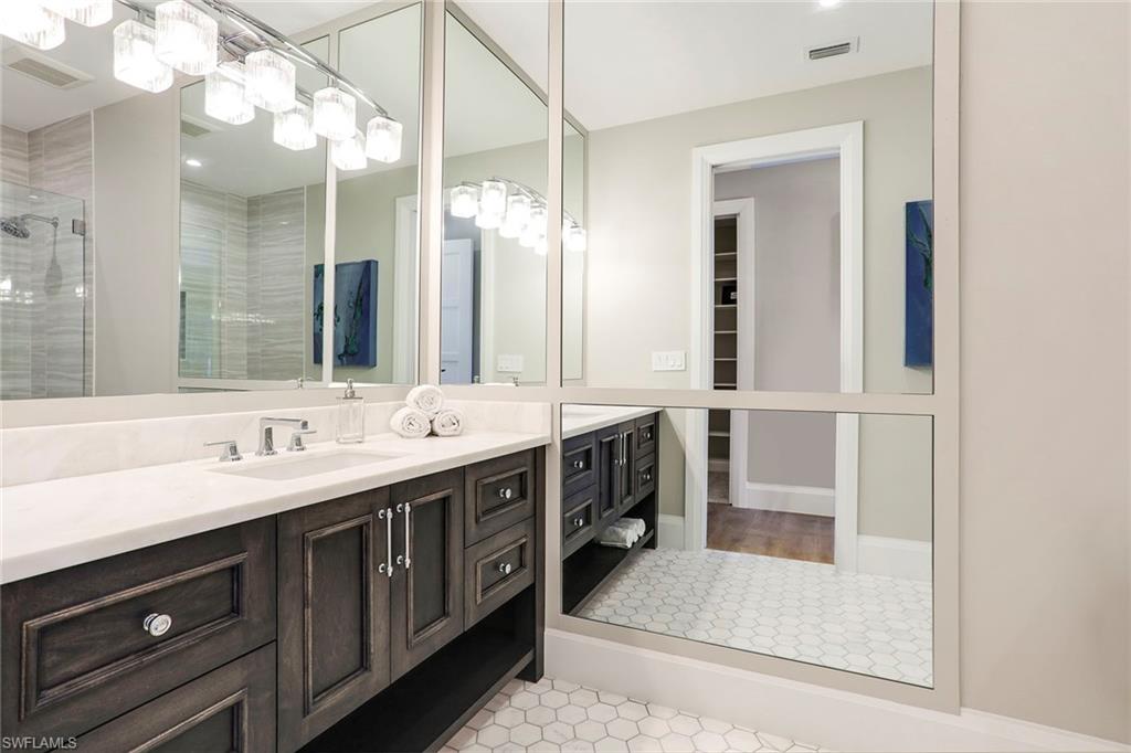 PARK SHORE - Residential