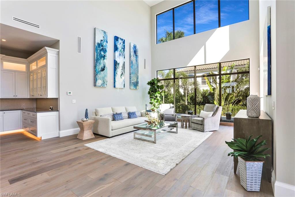 PARK SHORE - Residential