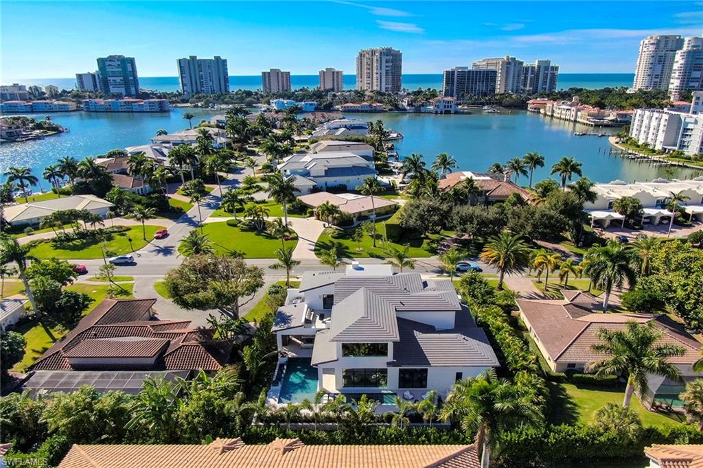 PARK SHORE - Residential