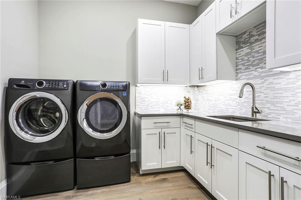 PARK SHORE - Residential