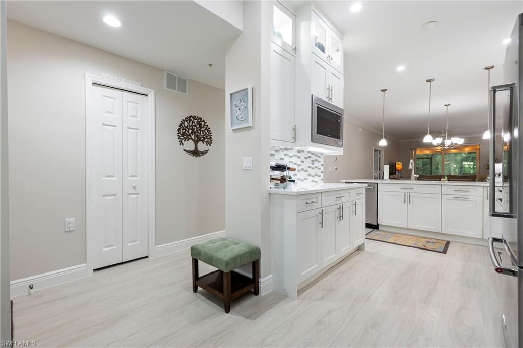 Properties 2400 Bayou LN 7509