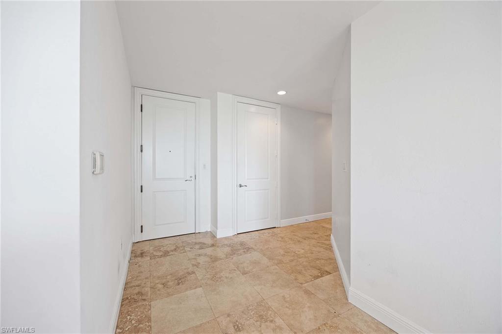 ESPERIA SOUTH - Residential Lease