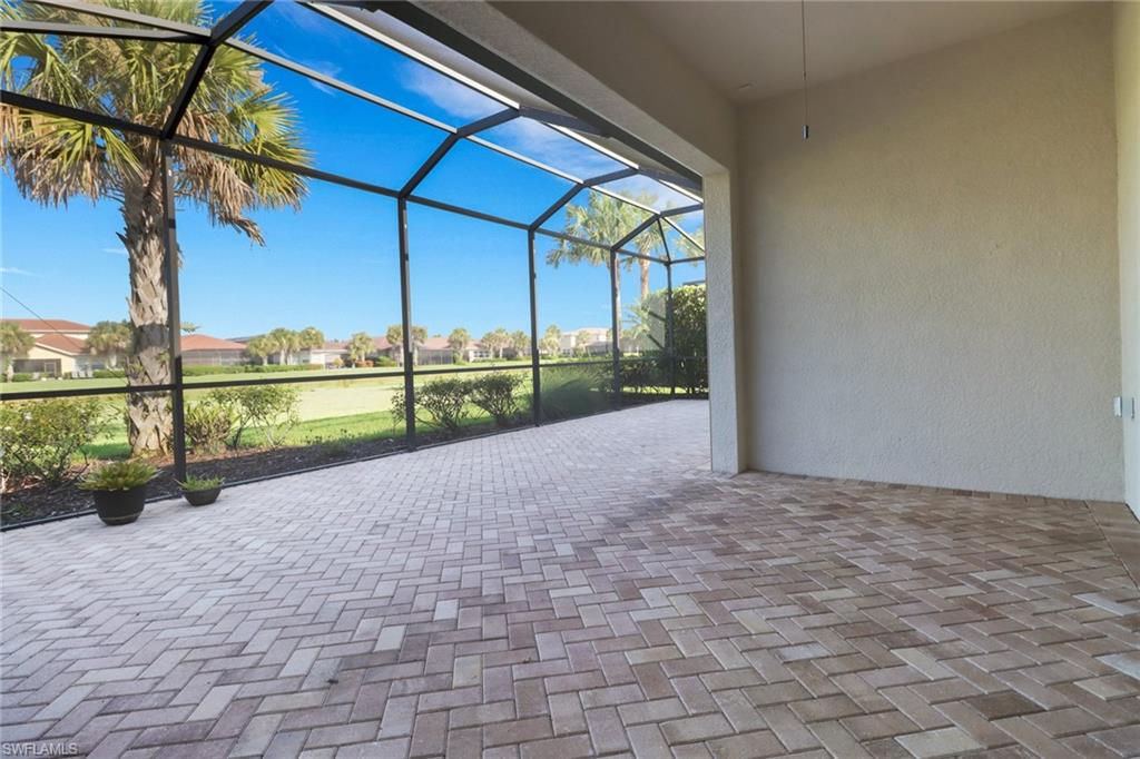 MANCHESTER SQUARE - Residential