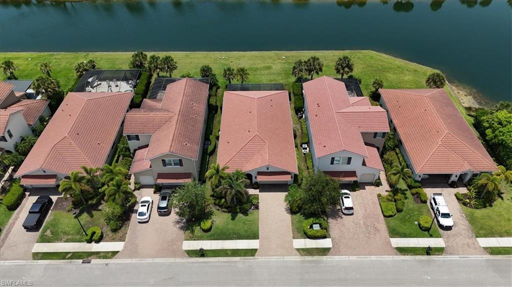 MANCHESTER SQUARE - Residential