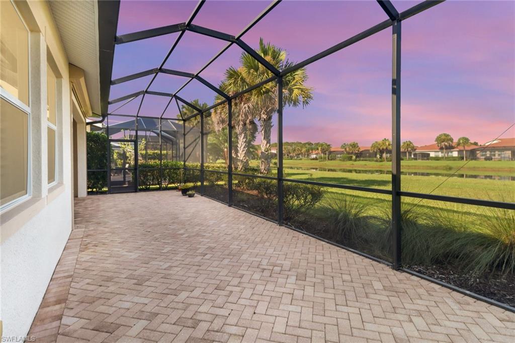 MANCHESTER SQUARE - Residential