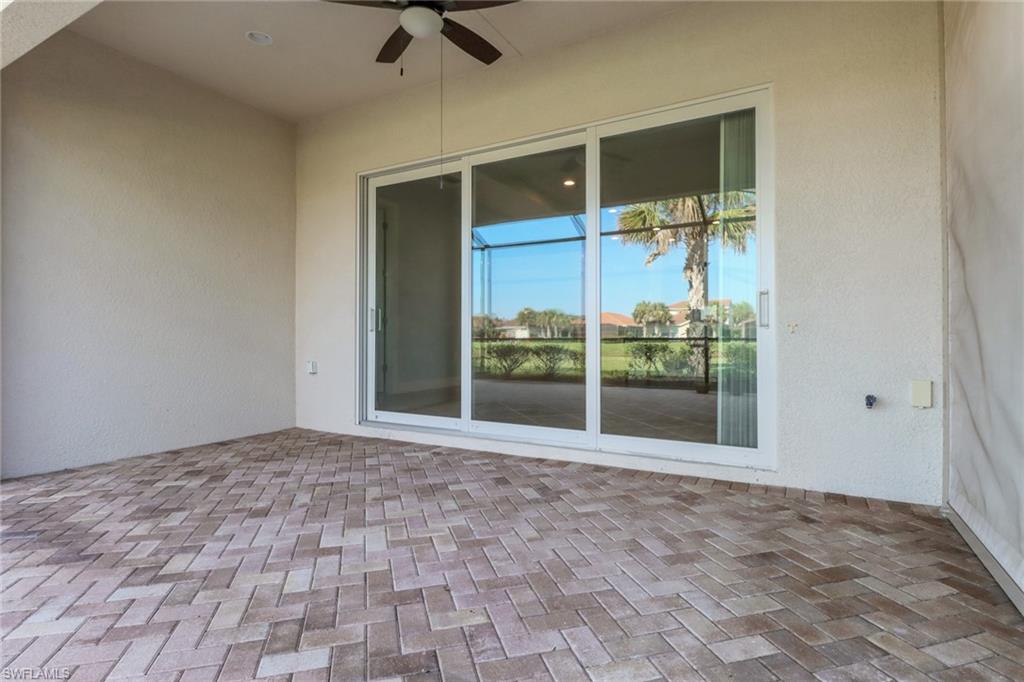 MANCHESTER SQUARE - Residential