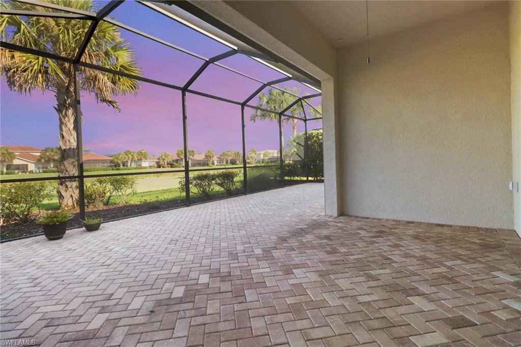 MANCHESTER SQUARE - Residential