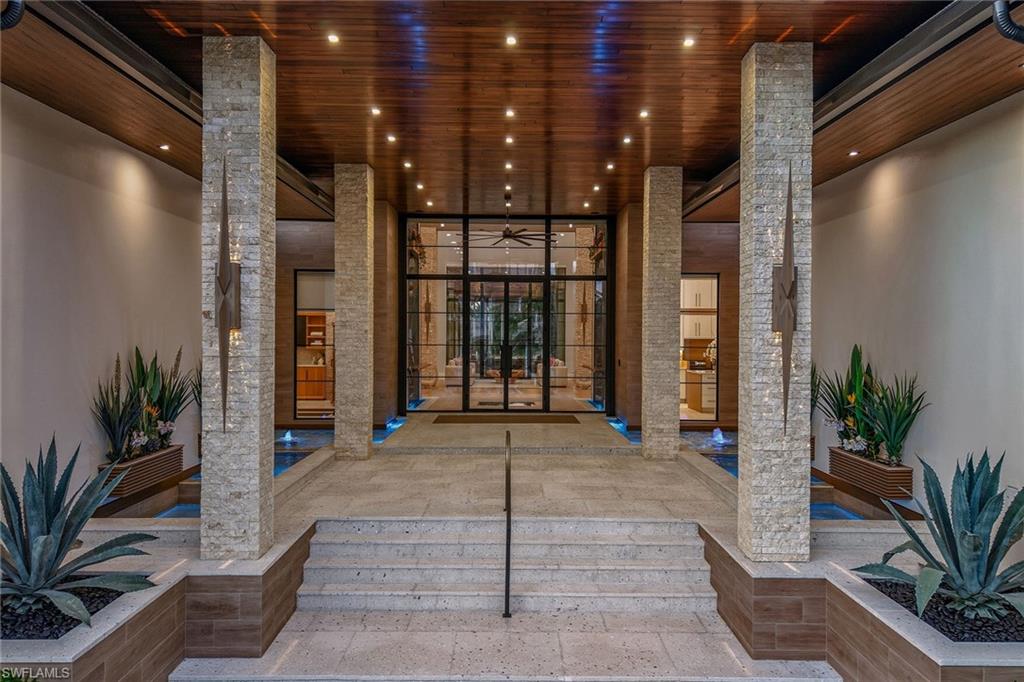 1598 Heights CT