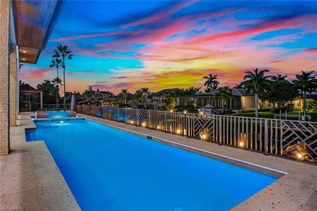 ESTATES - Residential