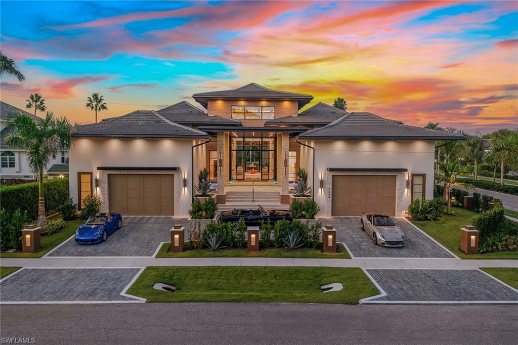 1598 Heights CT