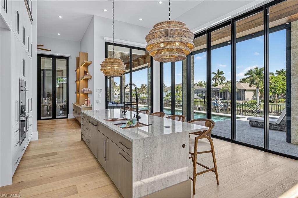 ESTATES - Residential