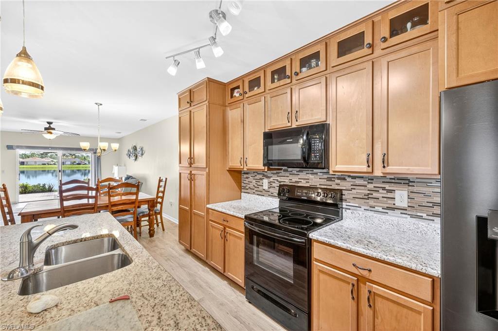 MAGNOLIA LANDING - Residential Lease