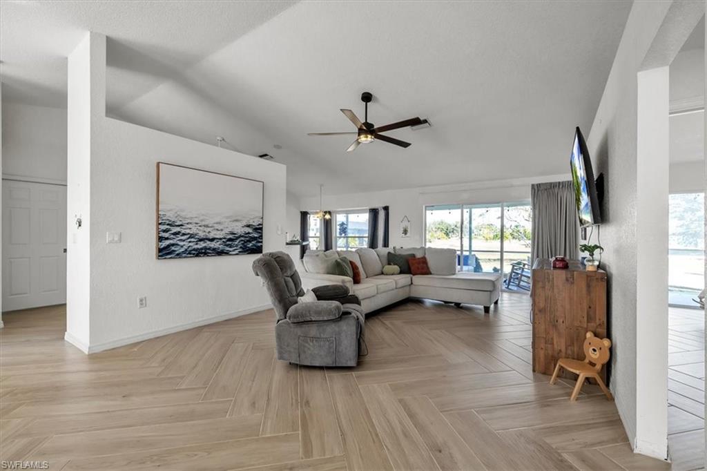 PUNTA GORDA ISLES - Residential