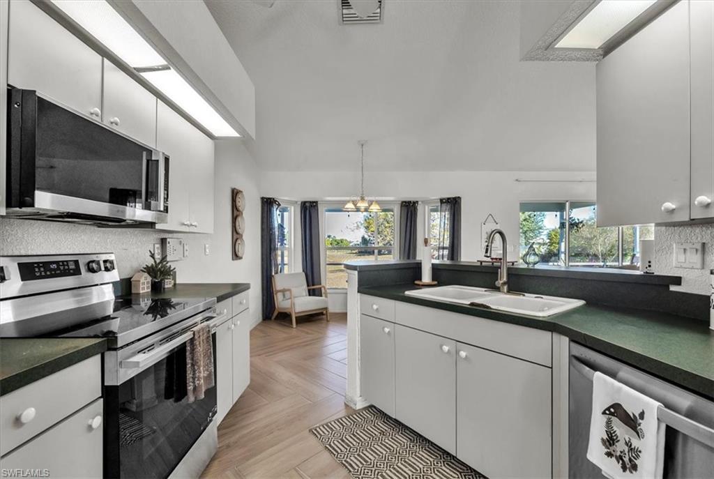 PUNTA GORDA ISLES - Residential