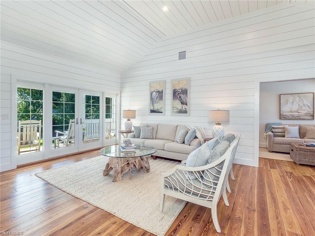 METES AND BOUNDS - Residential