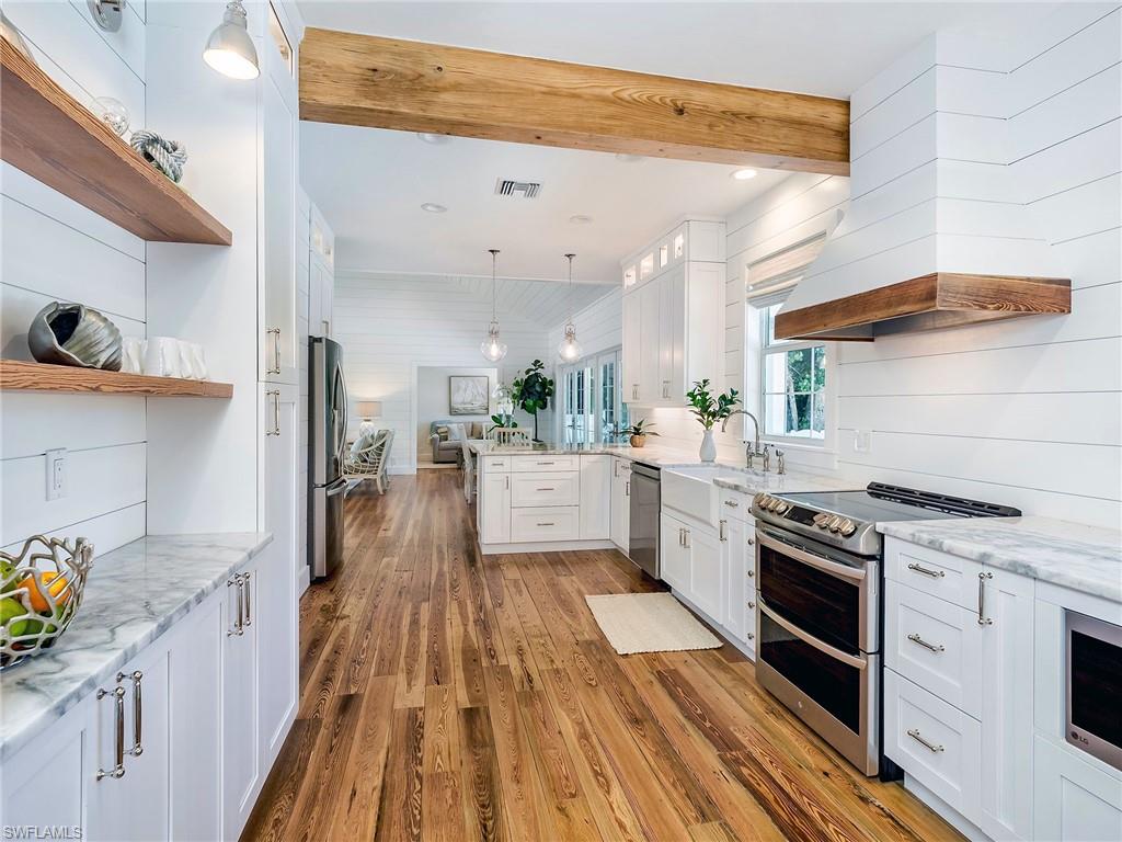 METES AND BOUNDS - Residential