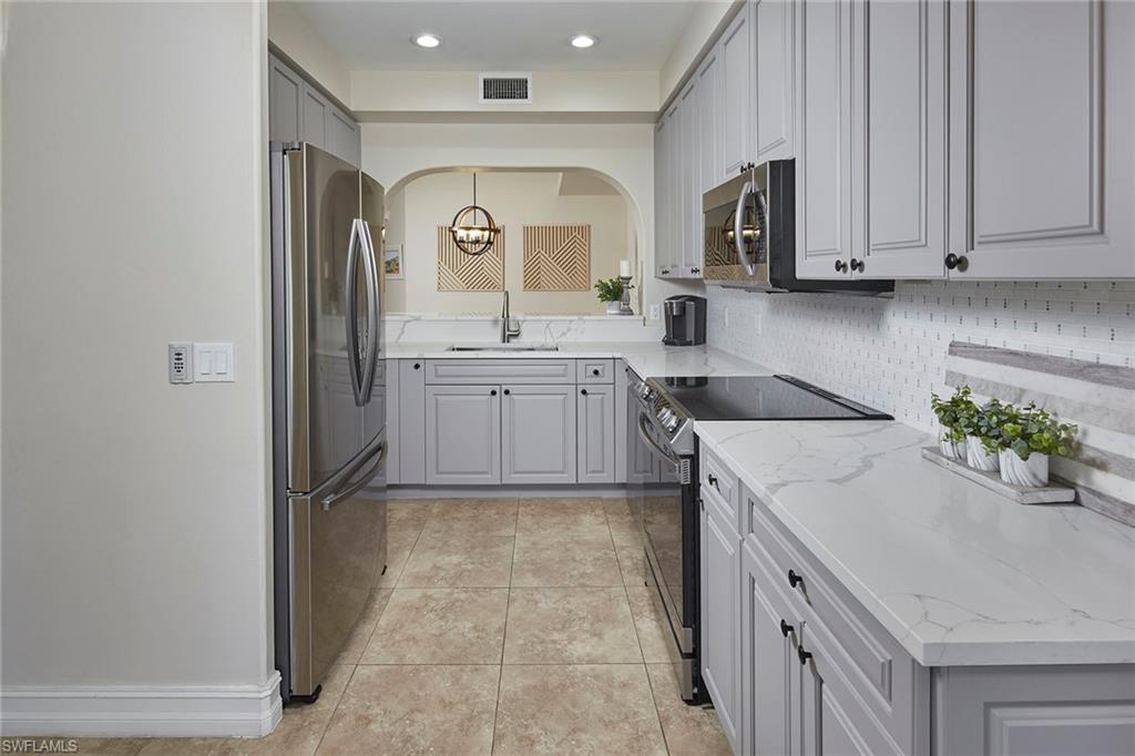 RESIDENCES AT CITY CENTRE - Residential