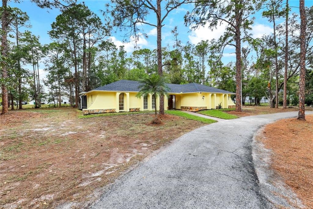 GOLDEN GATE ESTATES - Residential