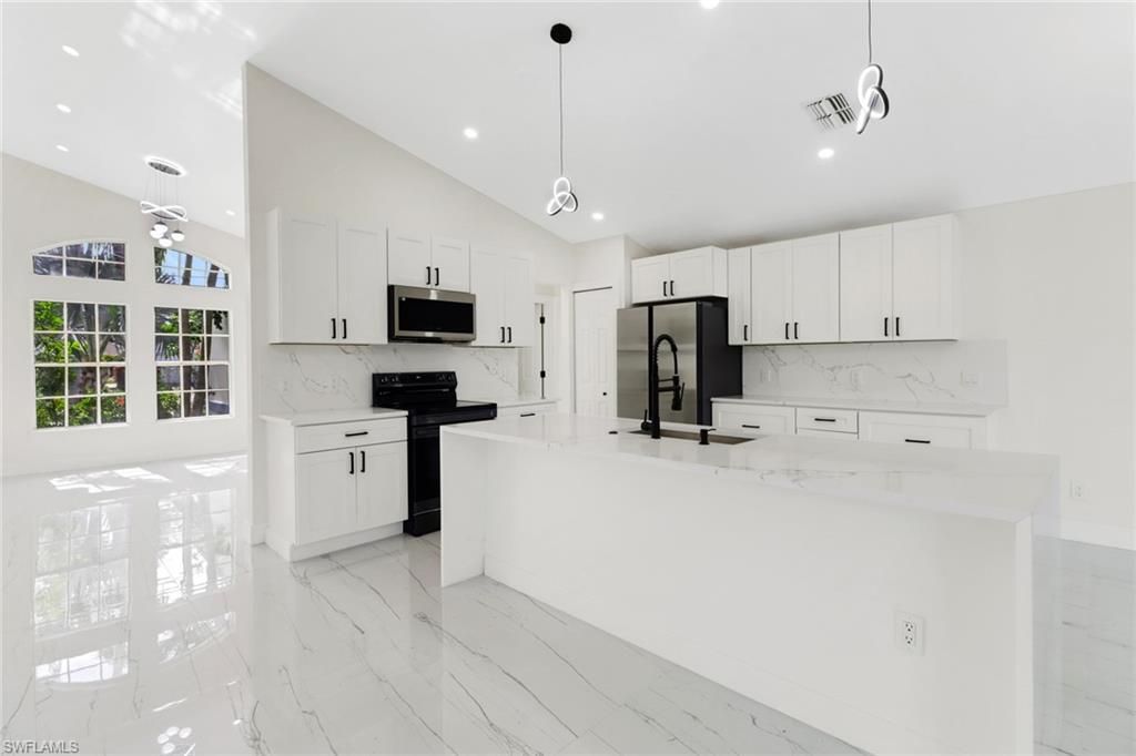 Photo of 4520 SW 22nd AVE, CAPE CORAL, FL 33914 (MLS # 225083287)