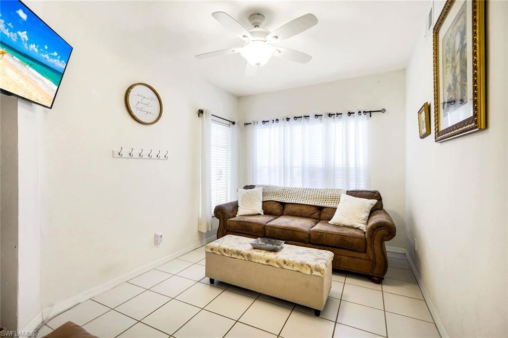 LIGHTHOUSE BAY - Residential