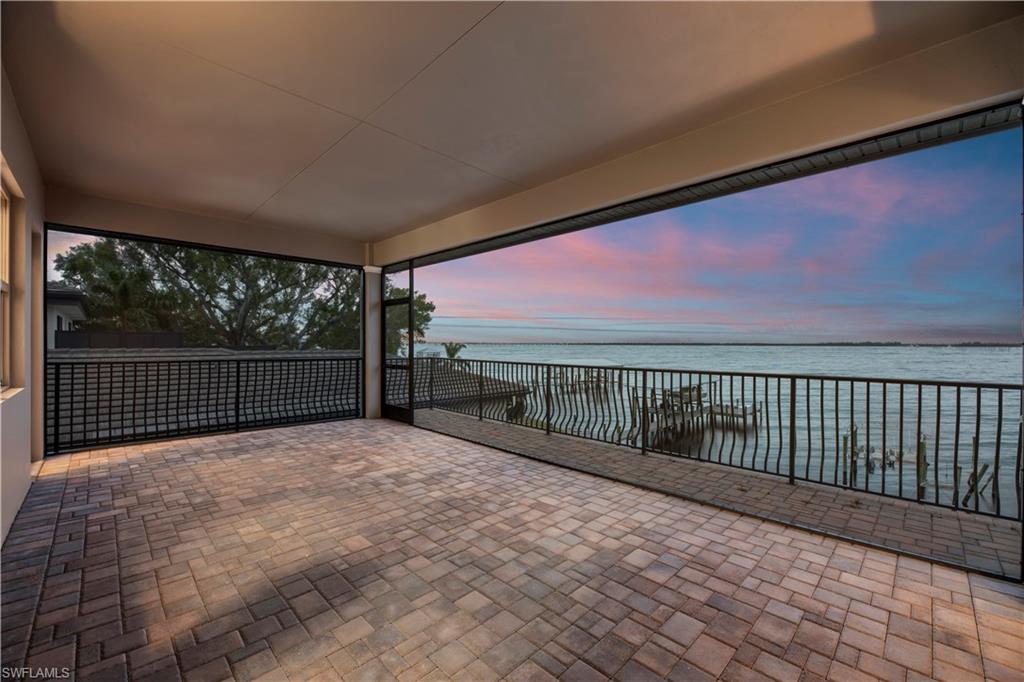 VALENCIA TERRACE - Residential