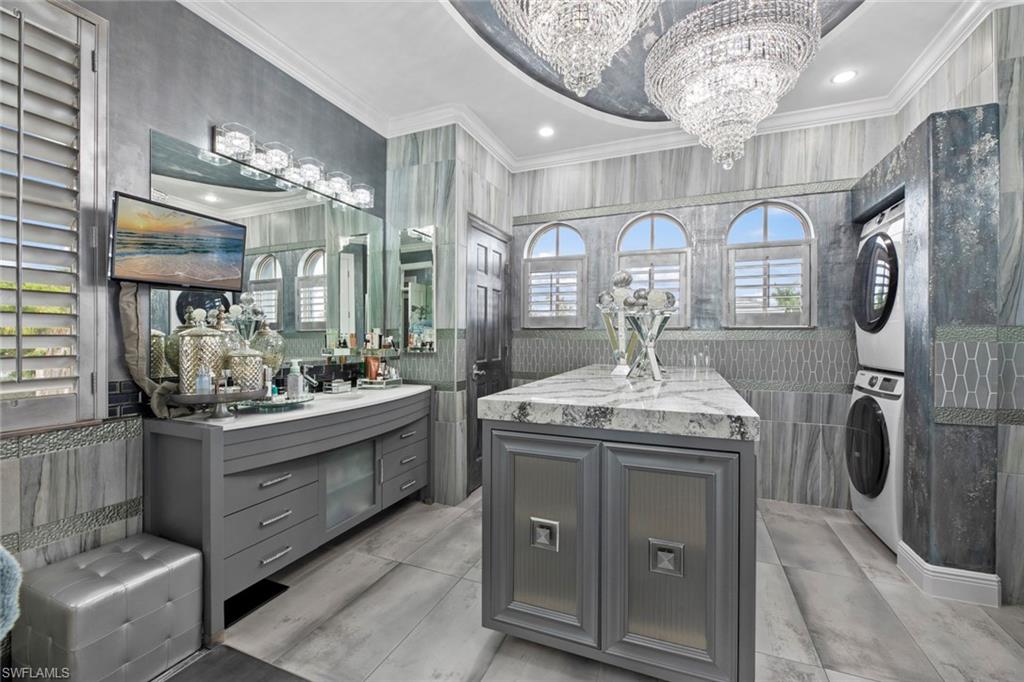 VALENCIA TERRACE - Residential